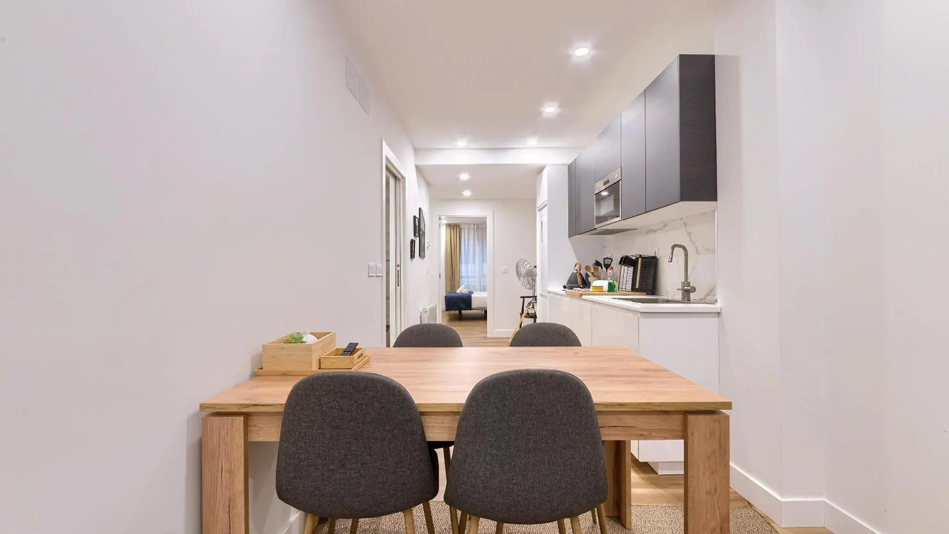 Deustown Apartamentos 毕尔巴鄂 0*,